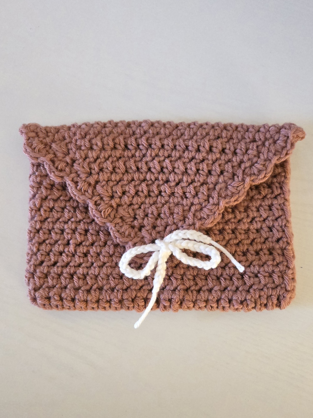 Handmade Crocheted Kindle Cover in Dusty Rose